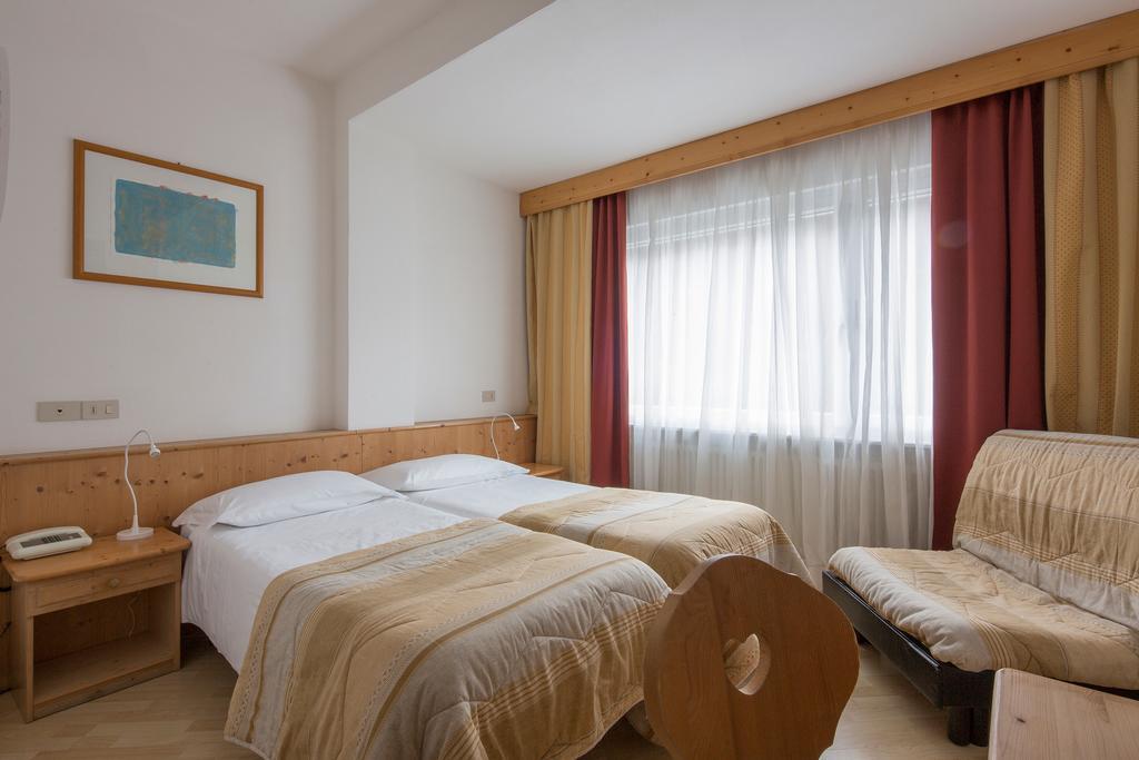 Garni Bellavista Hotell Arabba Eksteriør bilde