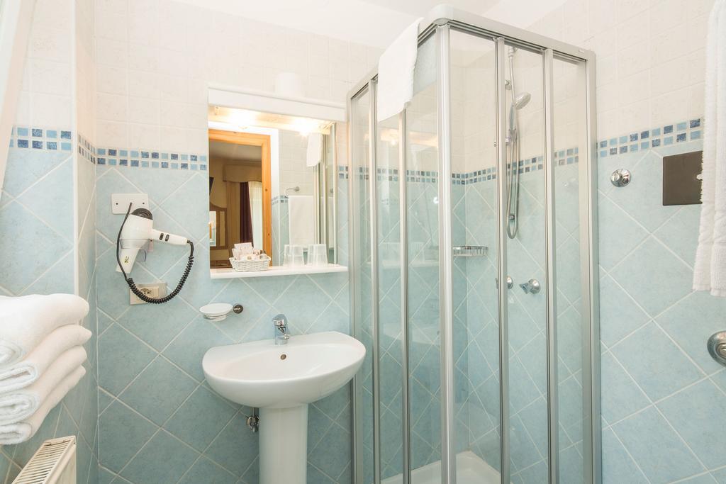 Garni Bellavista Hotell Arabba Eksteriør bilde