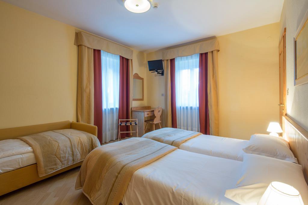 Garni Bellavista Hotell Arabba Eksteriør bilde