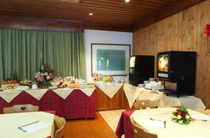 Garni Bellavista Hotell Arabba Eksteriør bilde